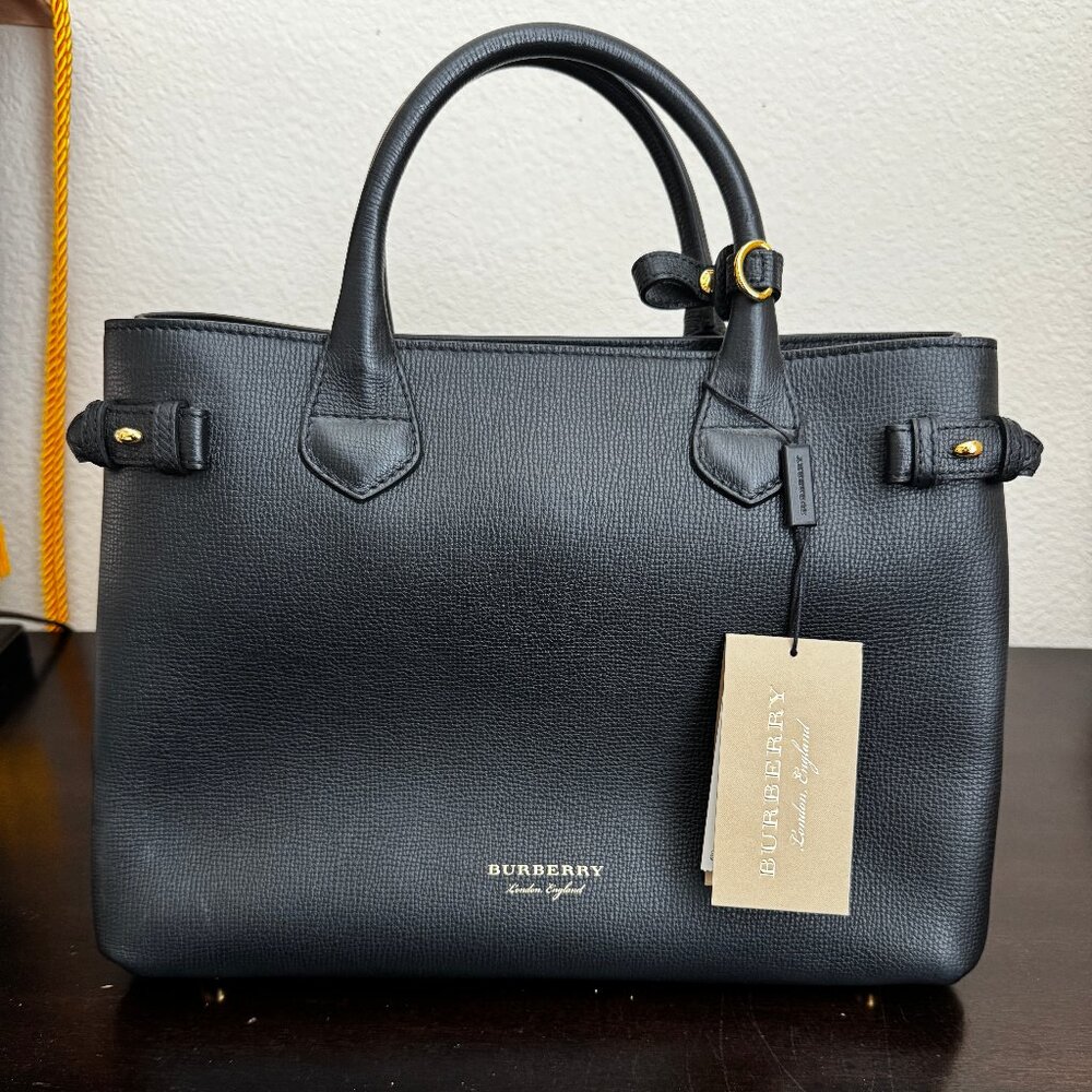Burberry Banner House Check Derby Leather Medium Tote w/ Strap Authentic - Black